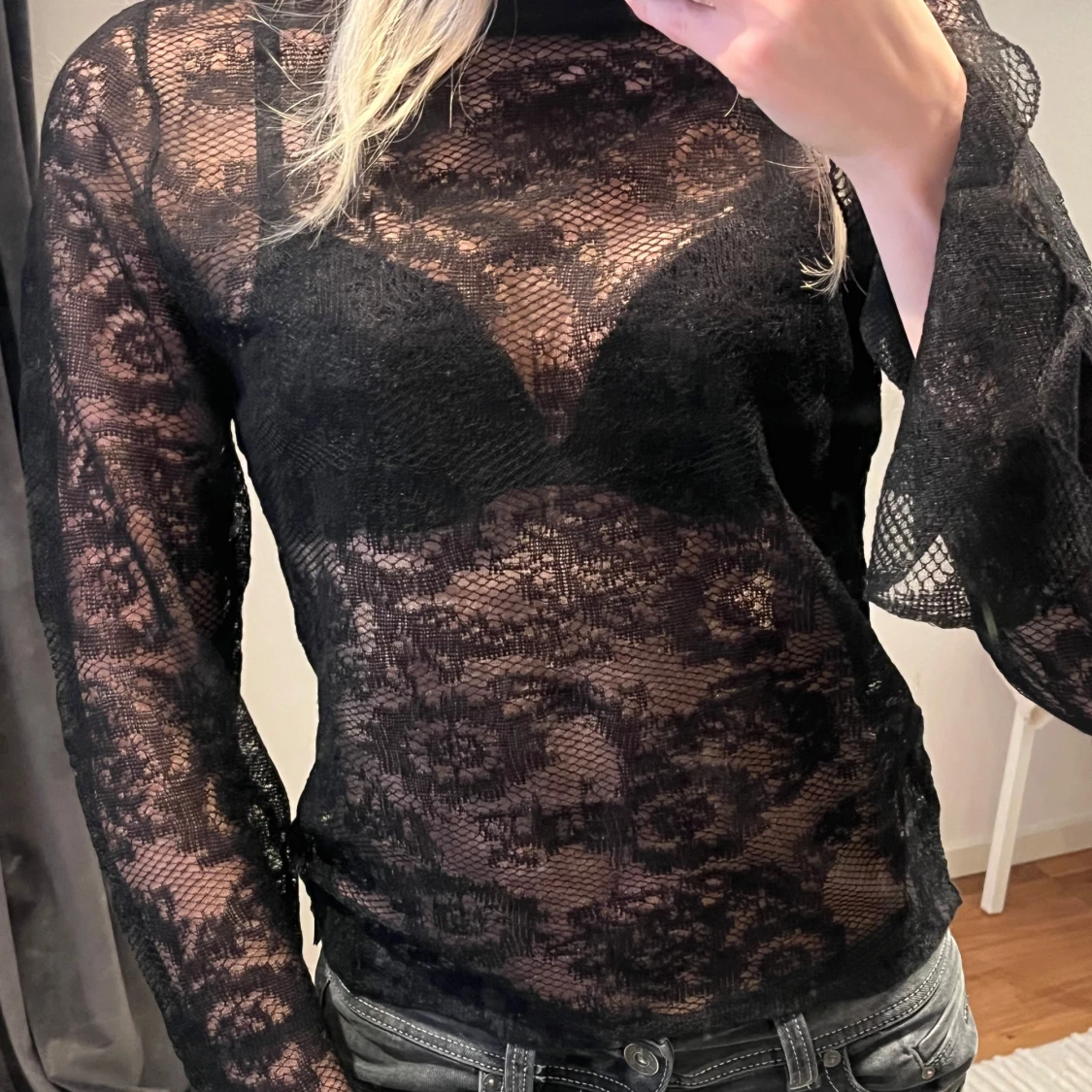 Svart Spetströja  - 91