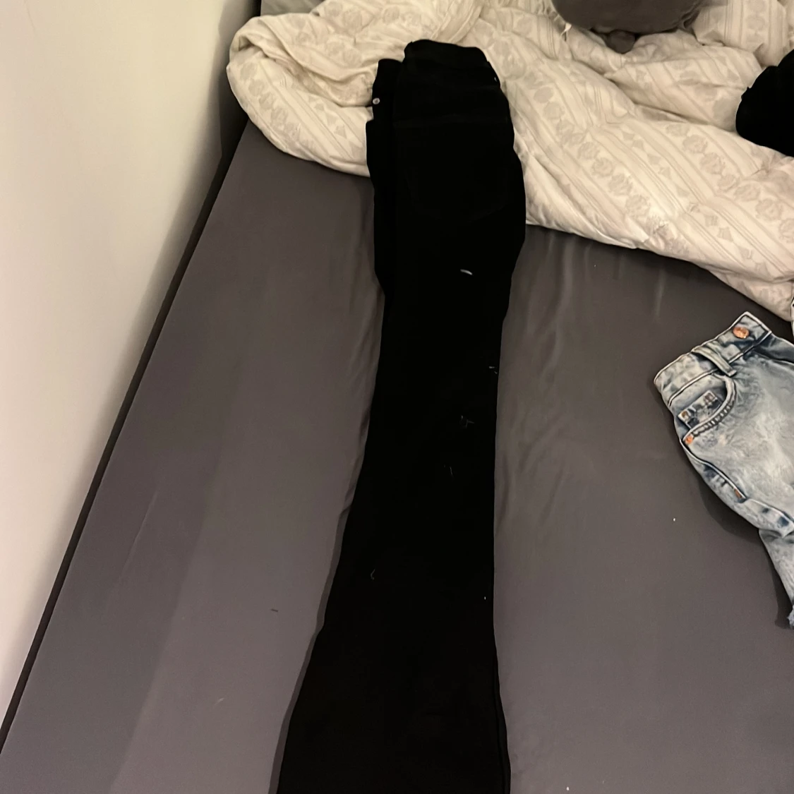 Svarta bootcut byxor - 90