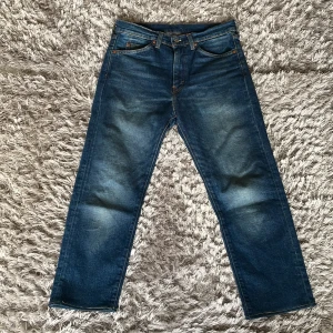 Levis jeans  - Liknar 501 