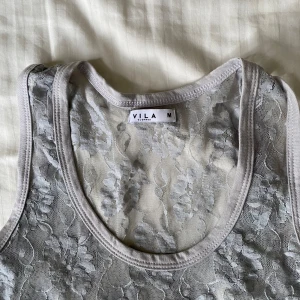 Spetts Nattlinne från Vila - Grått spettnatlinne från vila,