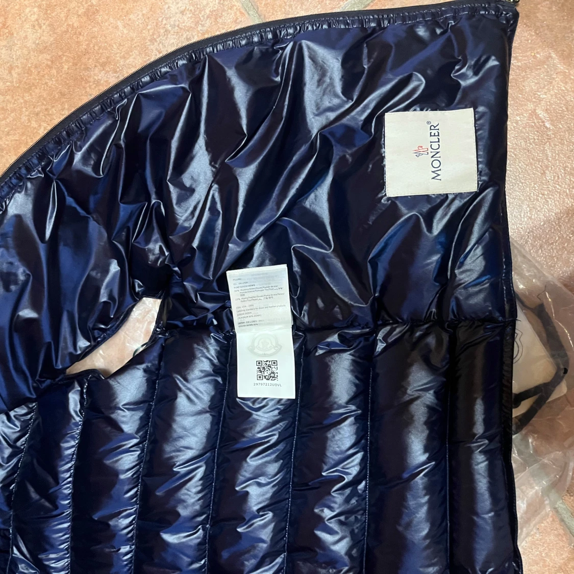 Moncler Gui väst  - 90