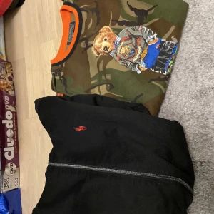 Märkeströjor herr - 700kr