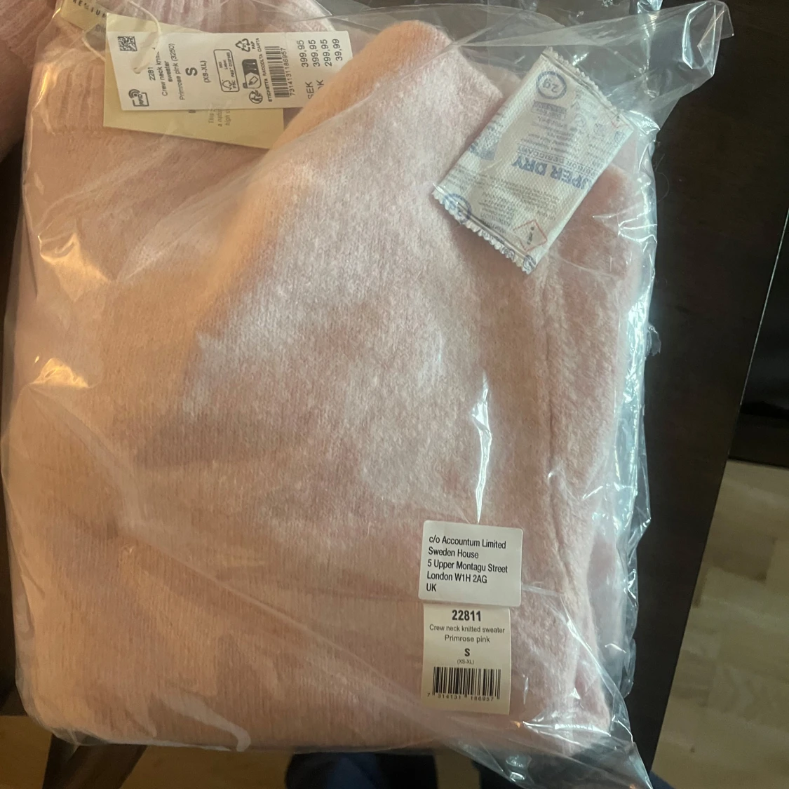 Mysig rosa stickad tröja från Gina Tricot - 91