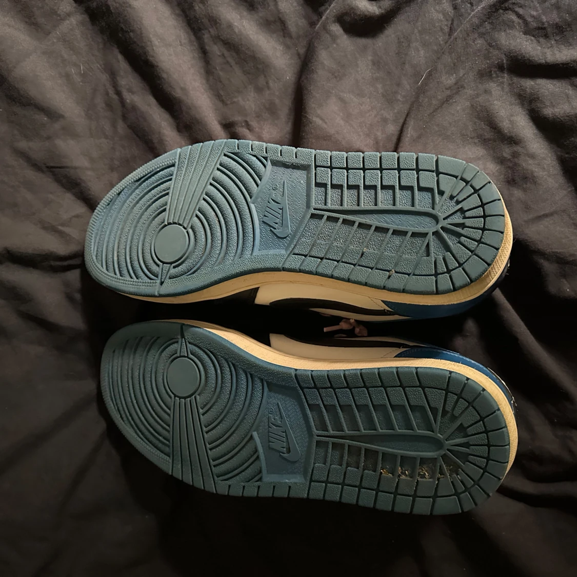 Jordan 1 Travis scott  - 91