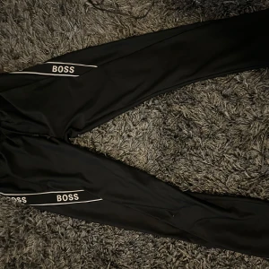 Hugo Boss byxor - Helt nya byxor