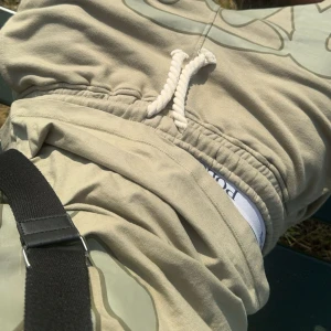 Syna  - T shirt och Shorts från Syna