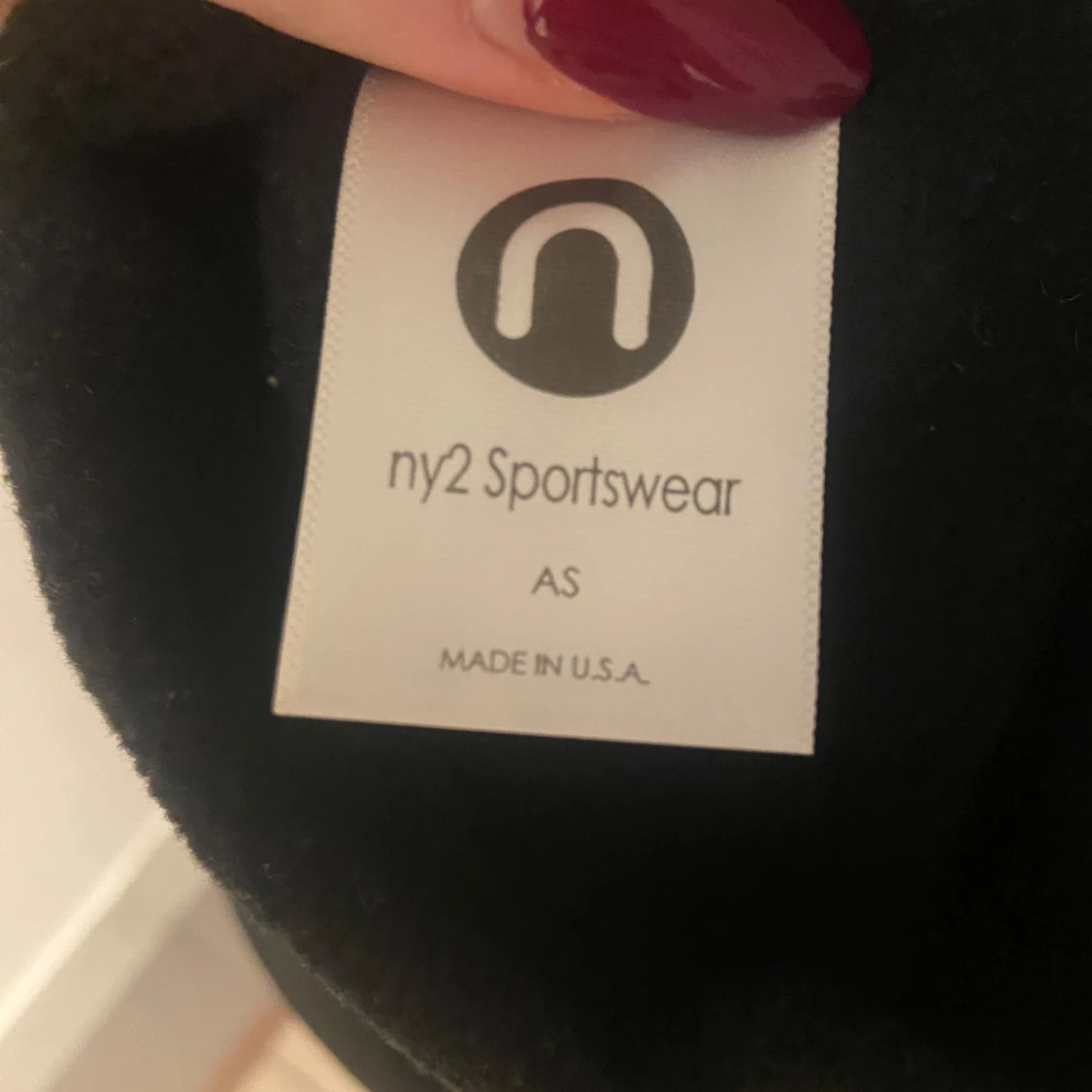 Svart skridskojacka med paljetter - 4