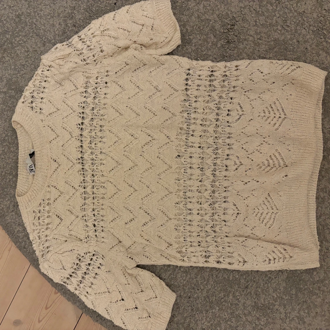 Beige stickad tröja från Zara