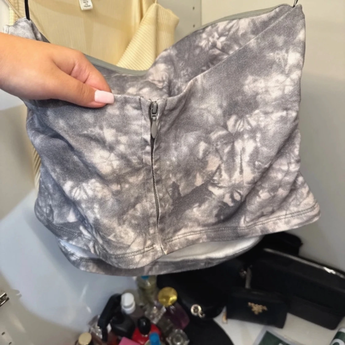 Grå batikmönstrad tubtopp - 91