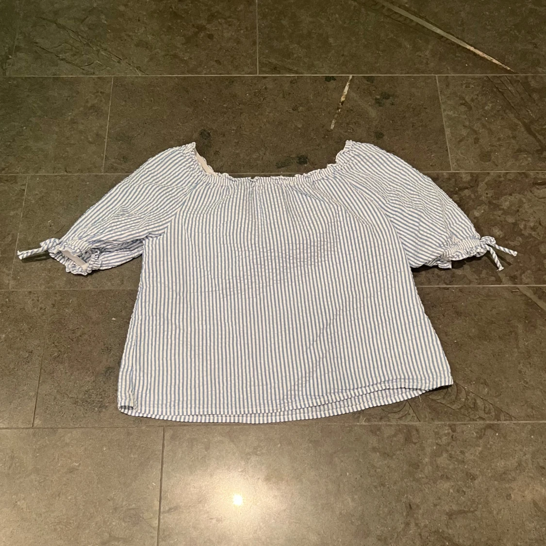 Vit och blå randning topp från H&M - 2