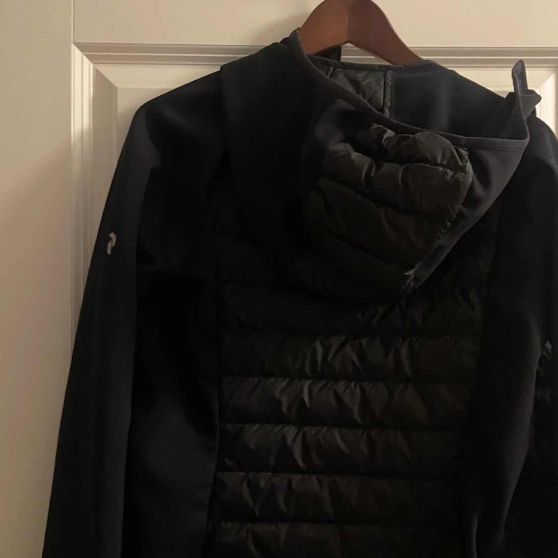 Svart jacka från Peak Performance - 91