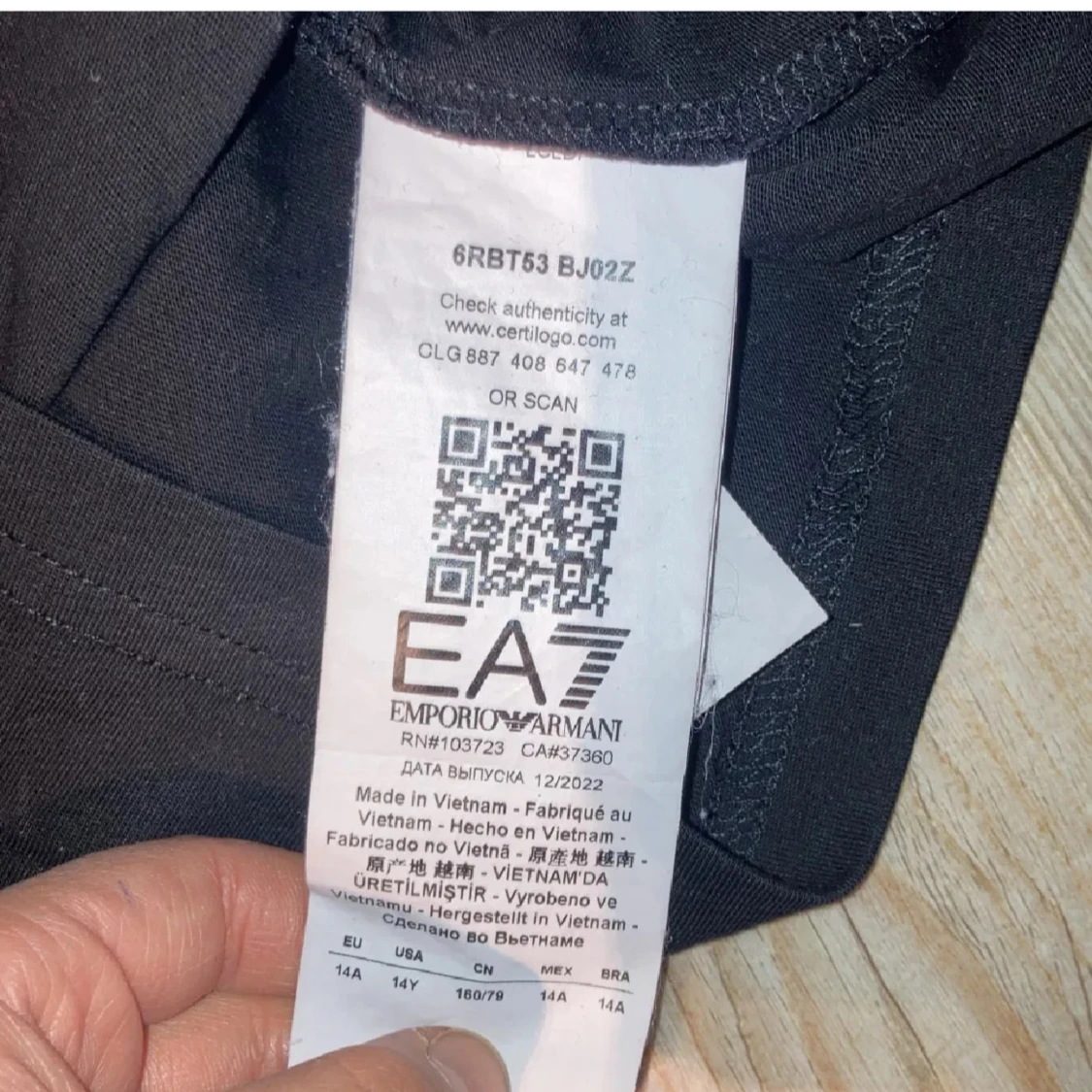 Svart t-shirt från Emporio Armani - 93