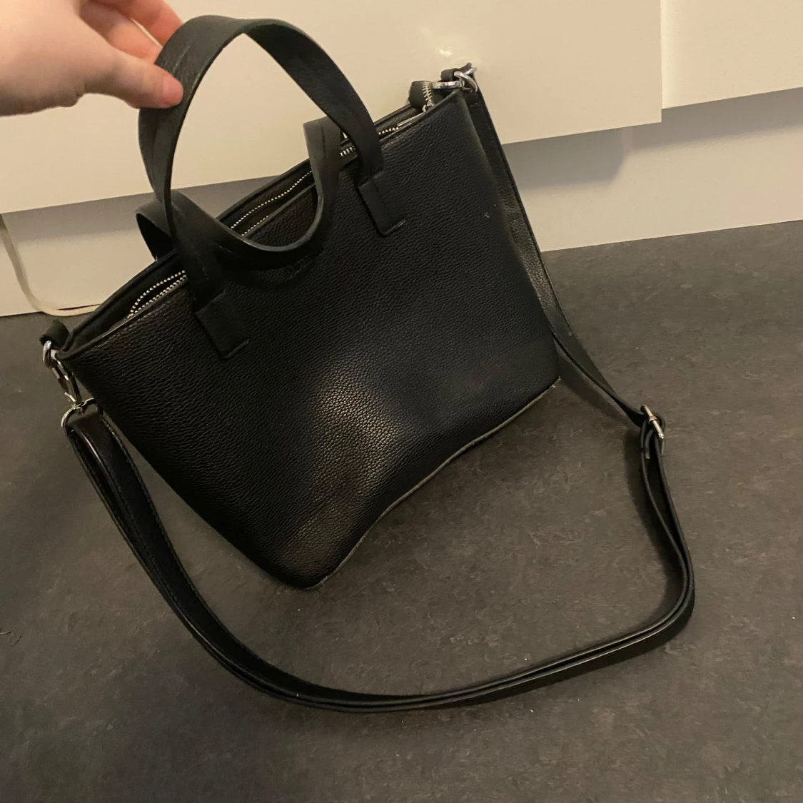 Svart axelväska från Don Donna - 90