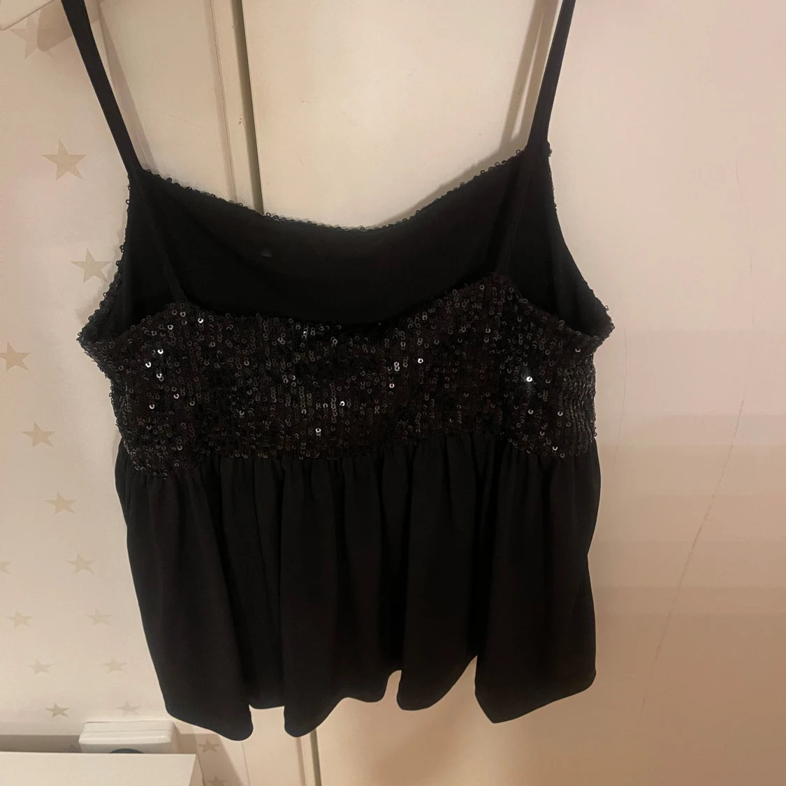 Svart paljettlinne - 90