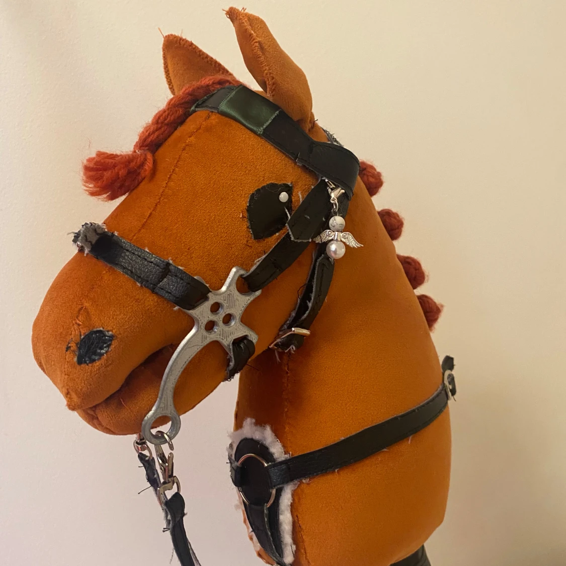 Handsydd fin käpphäst tillsalu 