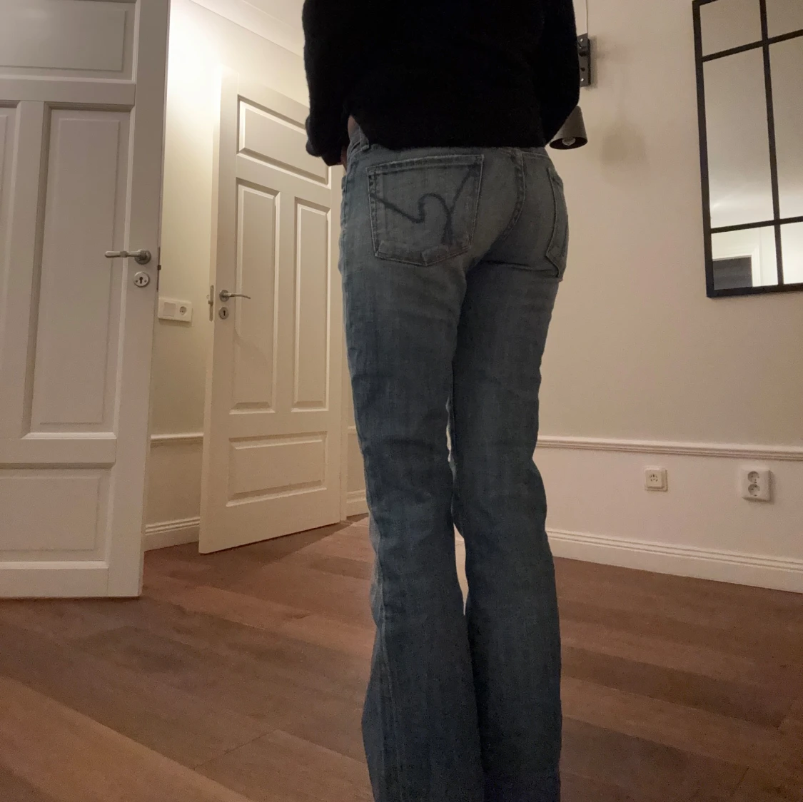 Blå bootcut jeans - 1