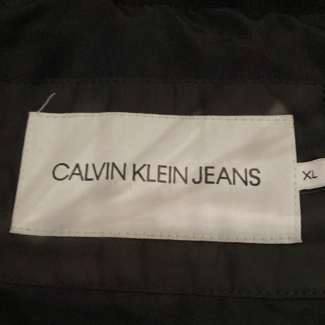 Svart pufferjacka från Calvin Klein Jeans - 93