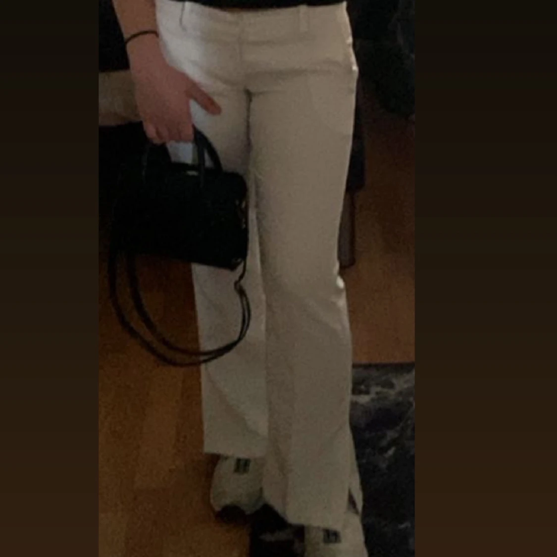 Vita byxor med bootcut - 90