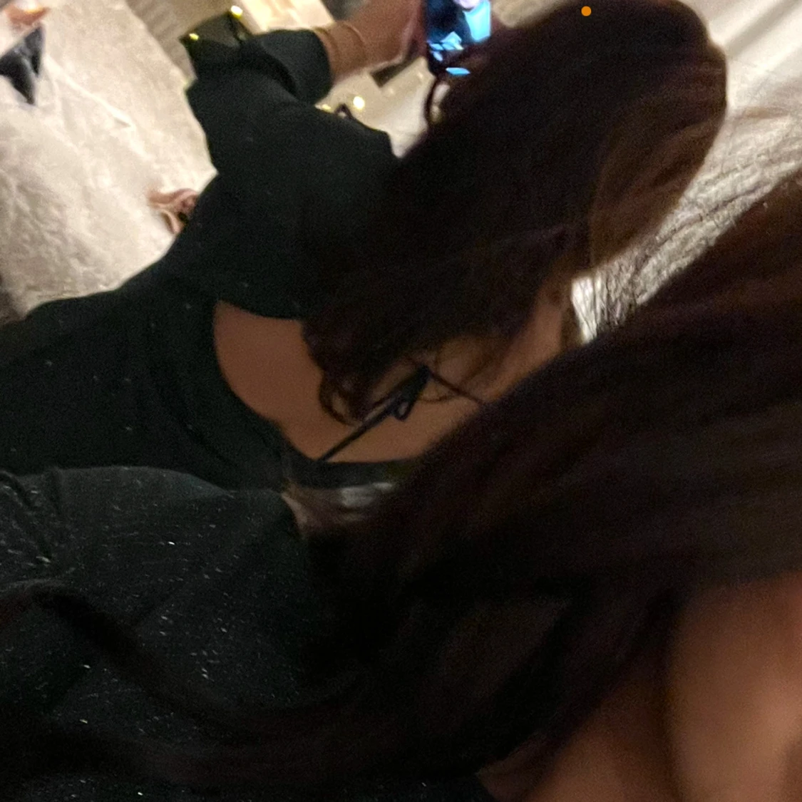 Glittrig mörkgrön klänning - 91