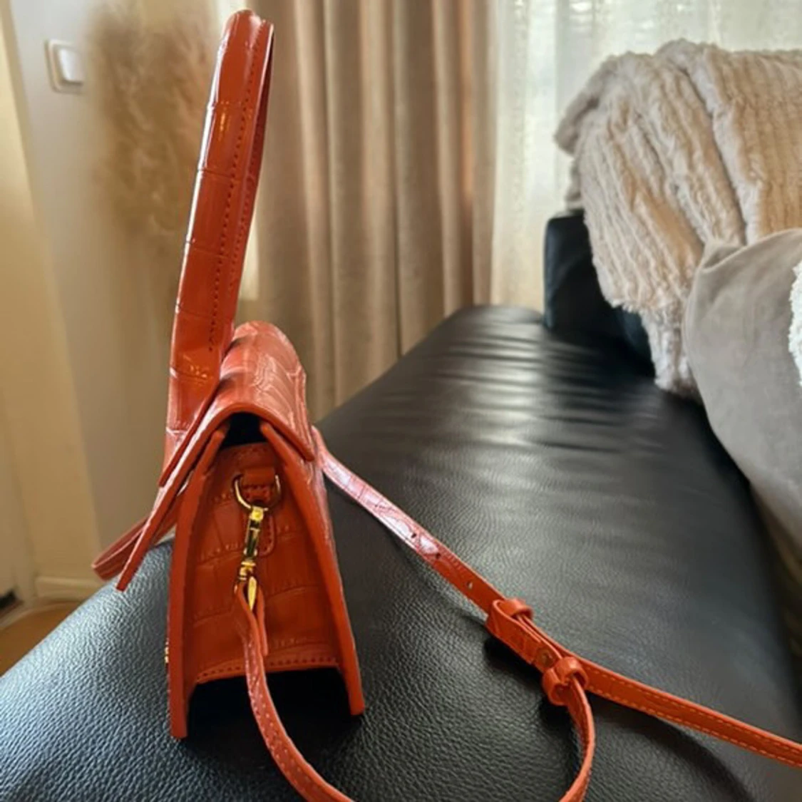 Orange handväska från Jacquemus - 91