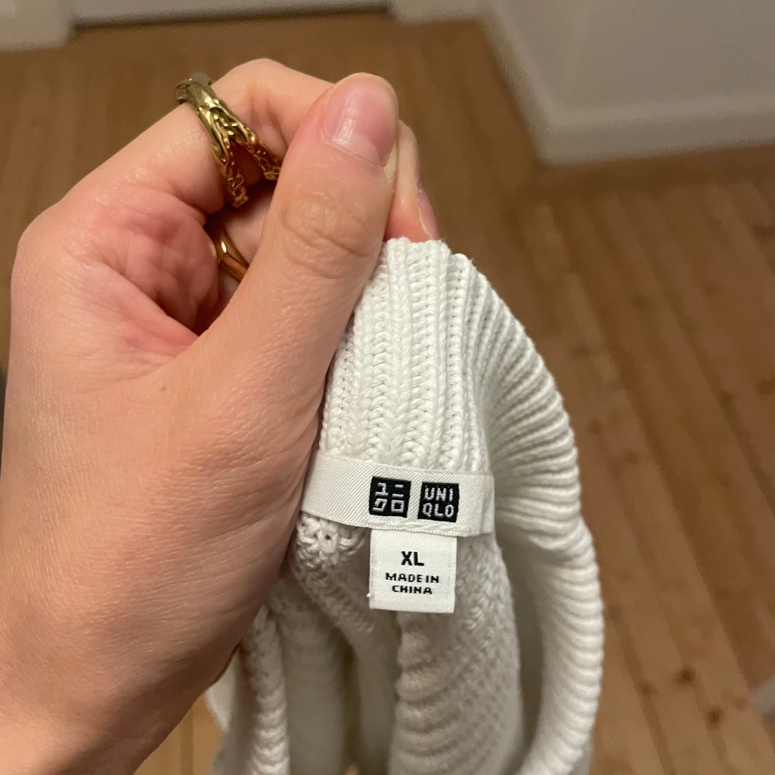 vit stickad väst från Uniqlo - 91