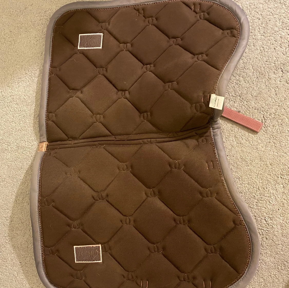 Rosa pink pearl equestrian schabrak  - 91