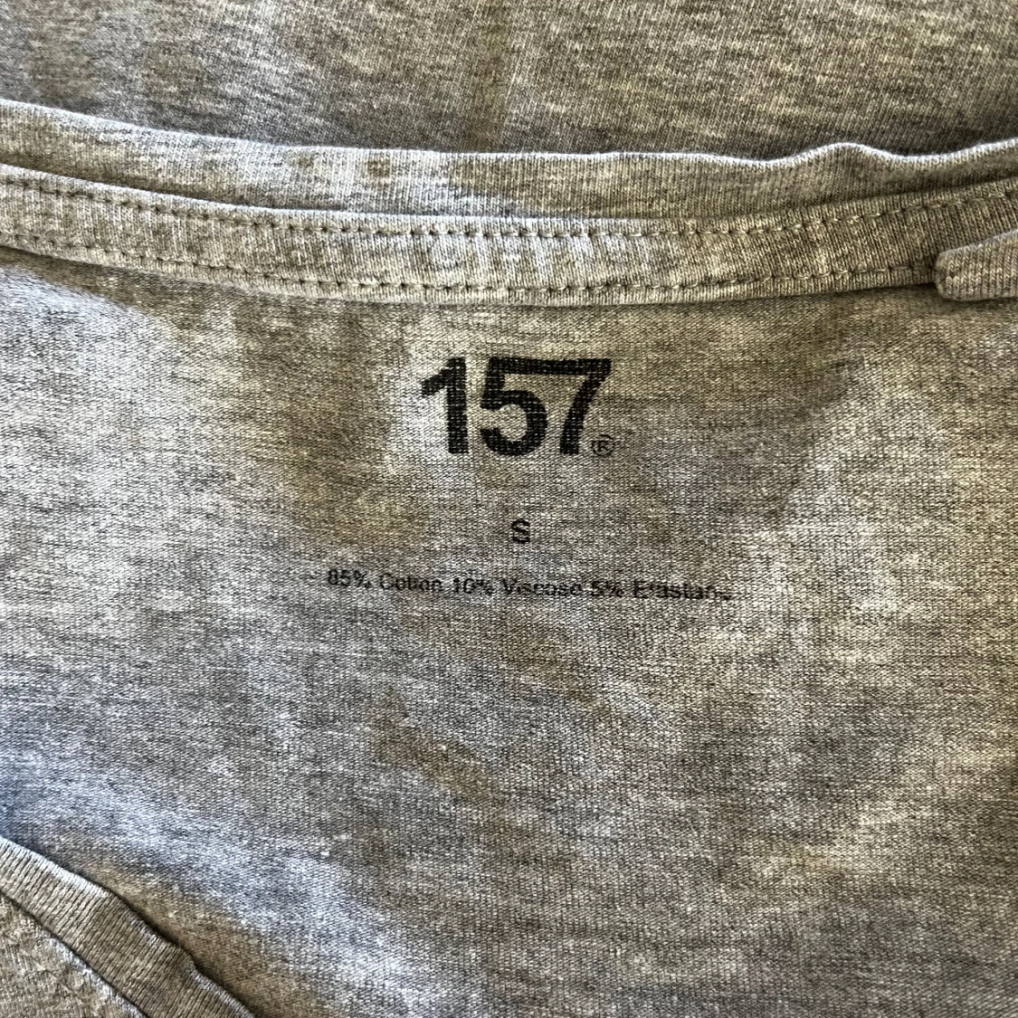 Grå t-shirt från 157 - 91