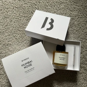Helt ny (Mumbai noise) parfym från byredo  - 100ml Nypris 2560