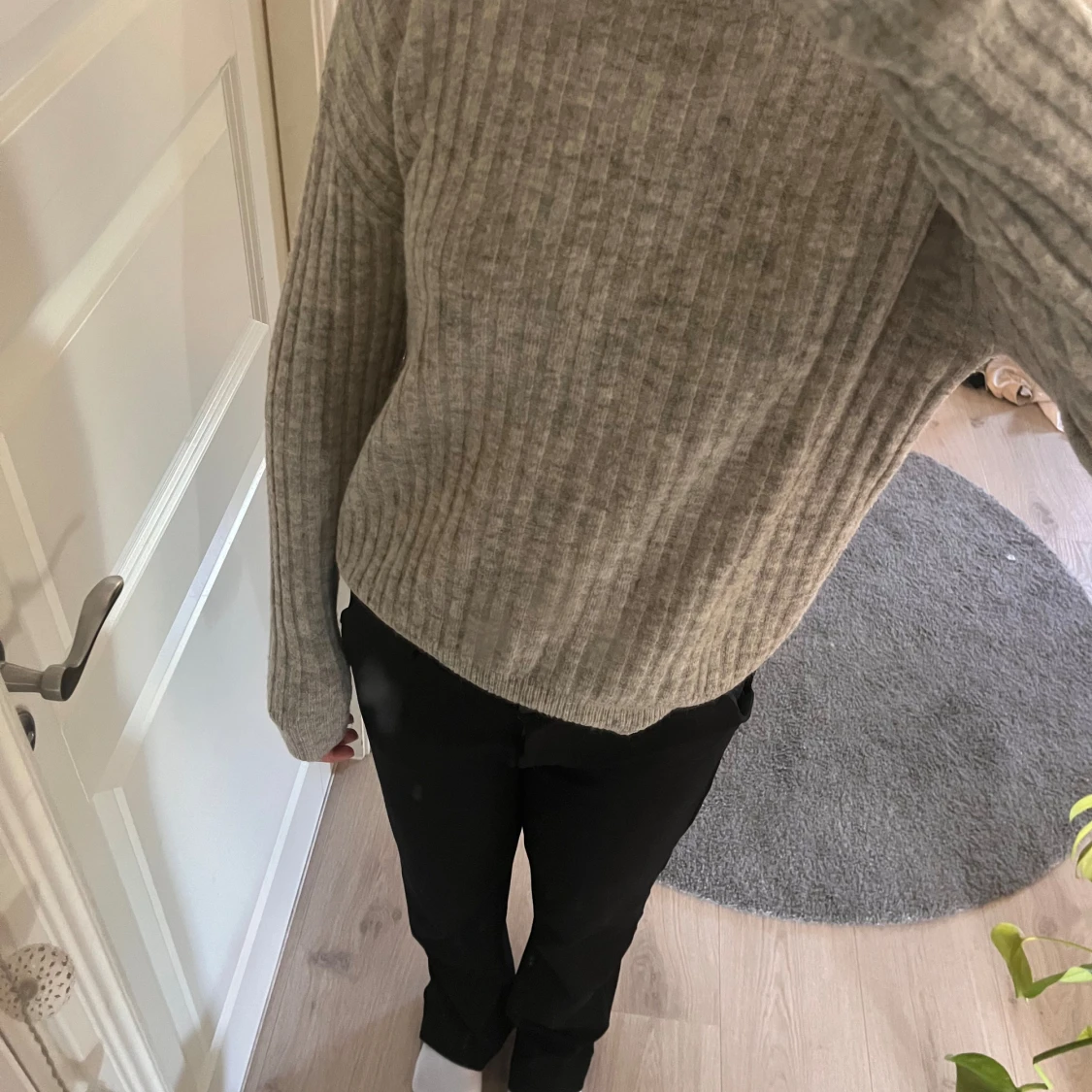 Beige ribbad tröja - 90