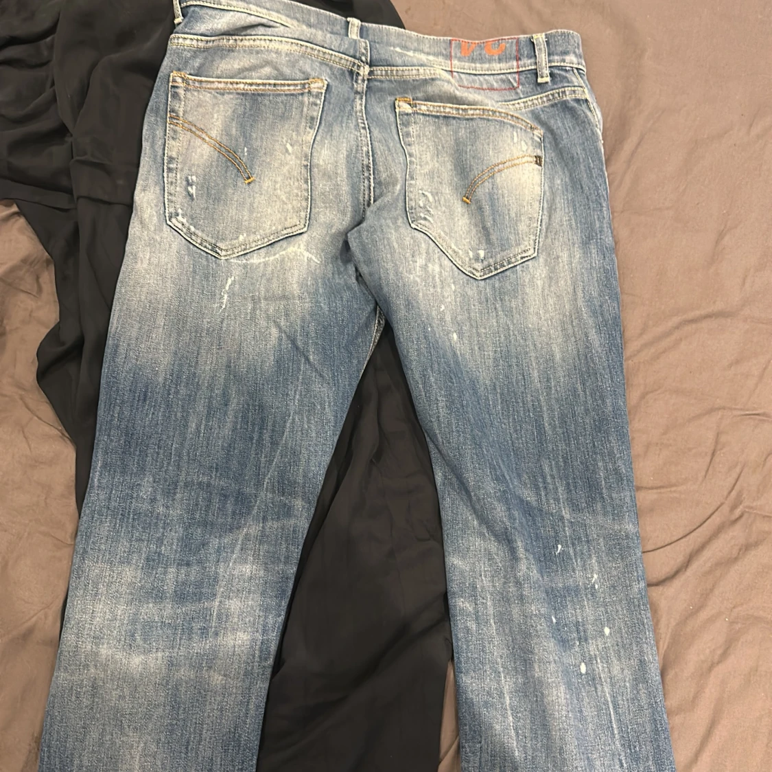 Blåa dondup jeans med slitningar - 91
