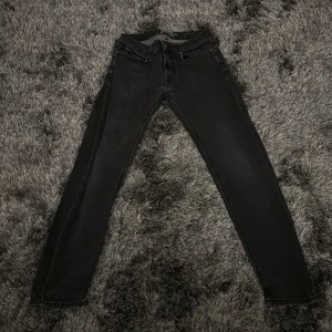 Jeans  - Jeans frpn dressmann storlek 29/30 slim fit