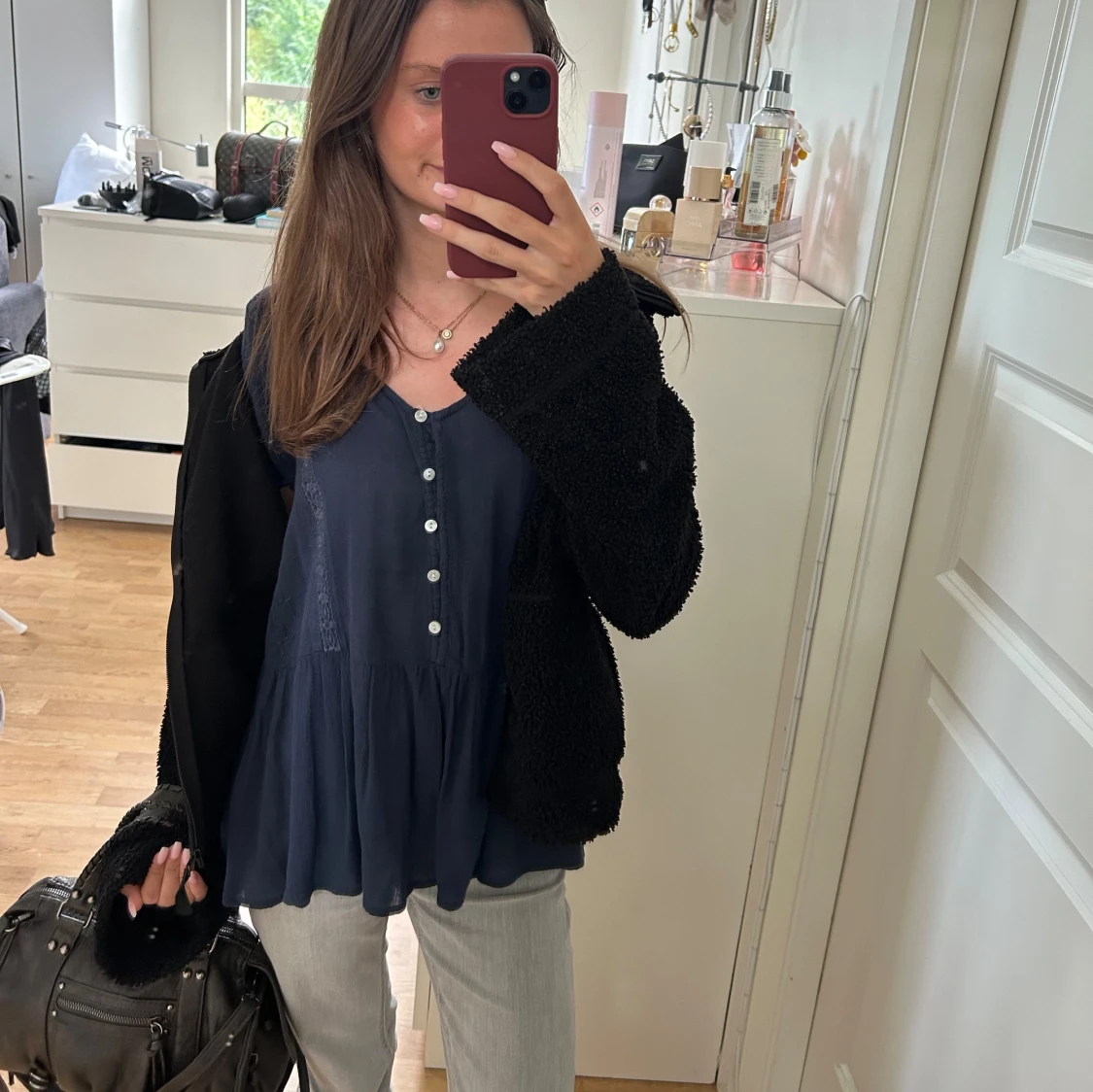 Fin marinblå blus  - 92