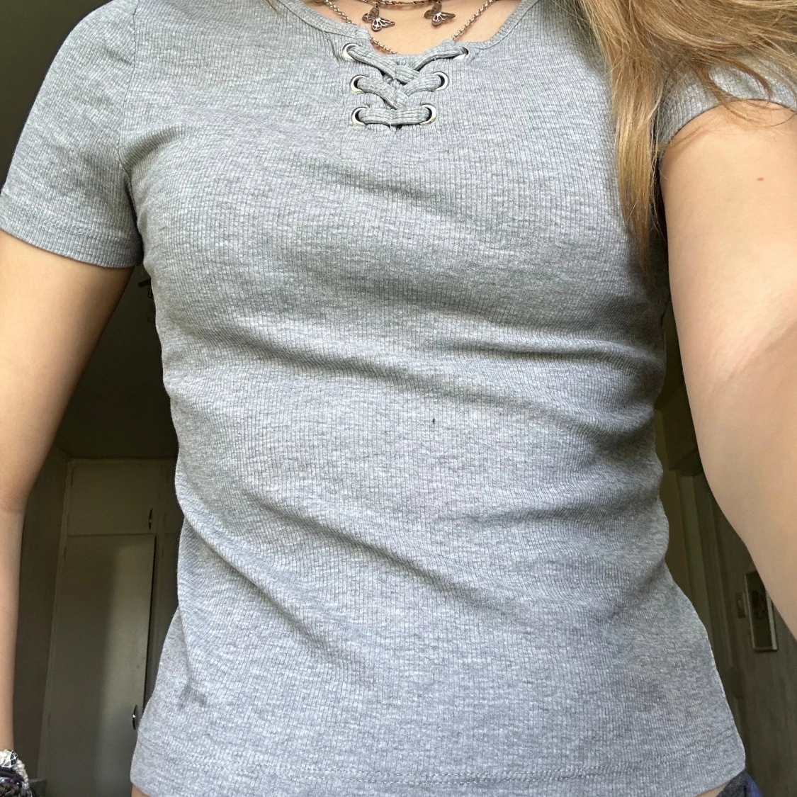 Grå topp t-shirt❤️