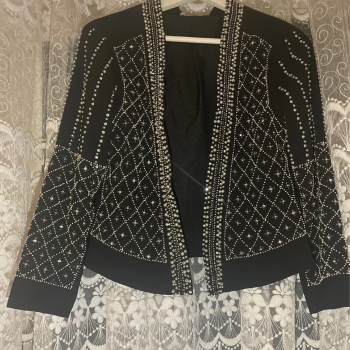 Jätte fint Blazer med pärlor  - 92