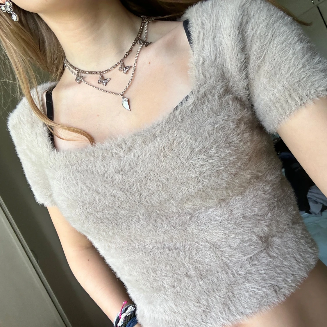 Beige fluffig topp från Forever 21 - 90