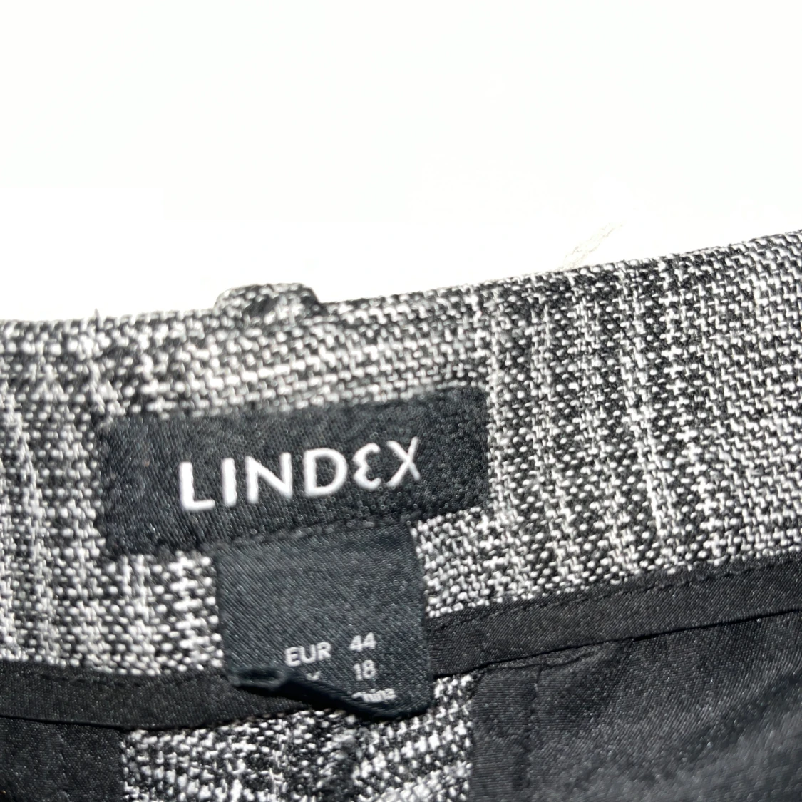 Utvidgade kostymbyxor  - 91