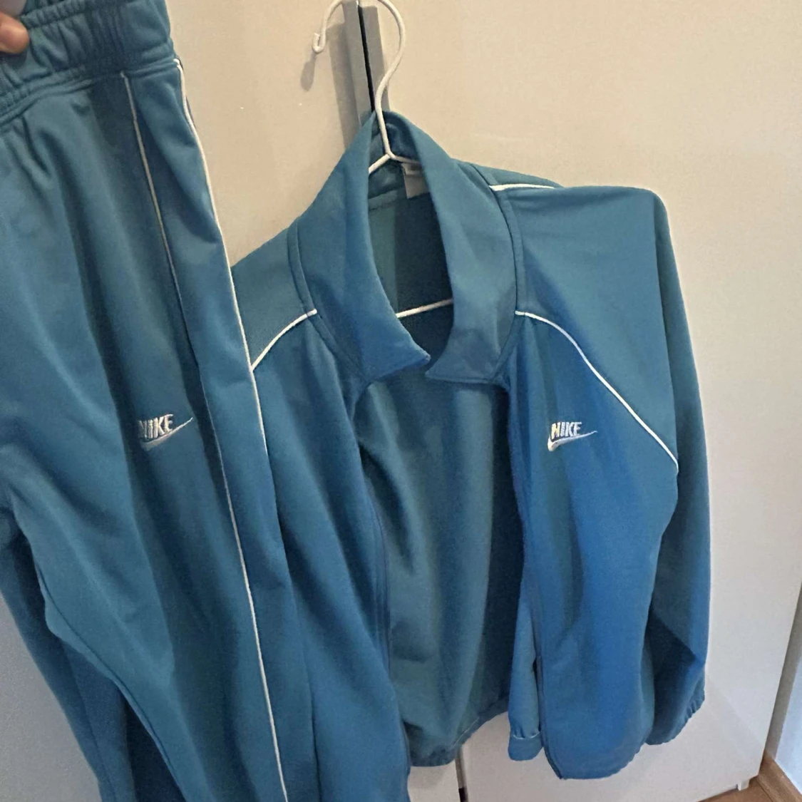 Nike tracksuit  - 90