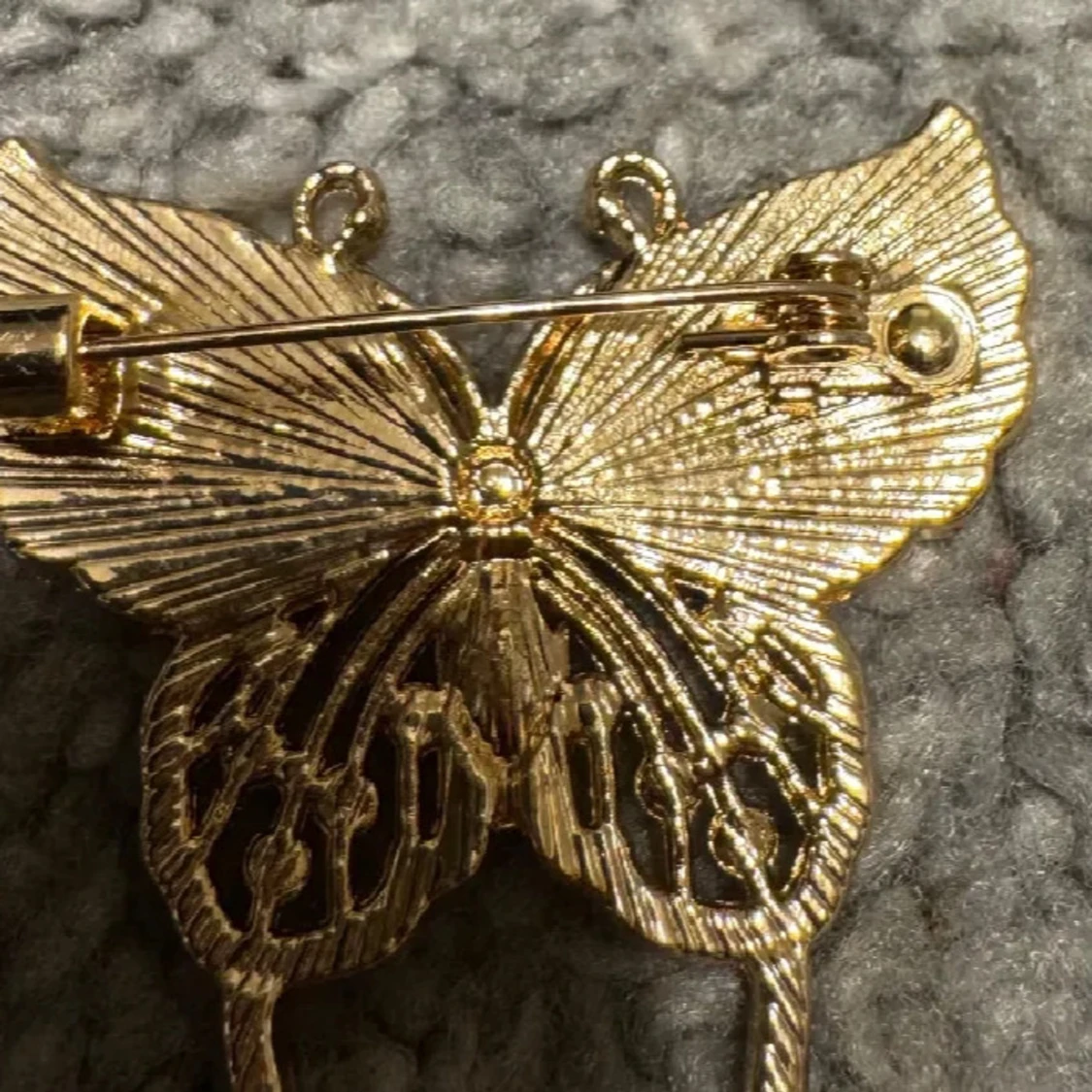 Fjärilsformad brosch i guld och pärlemor - 2