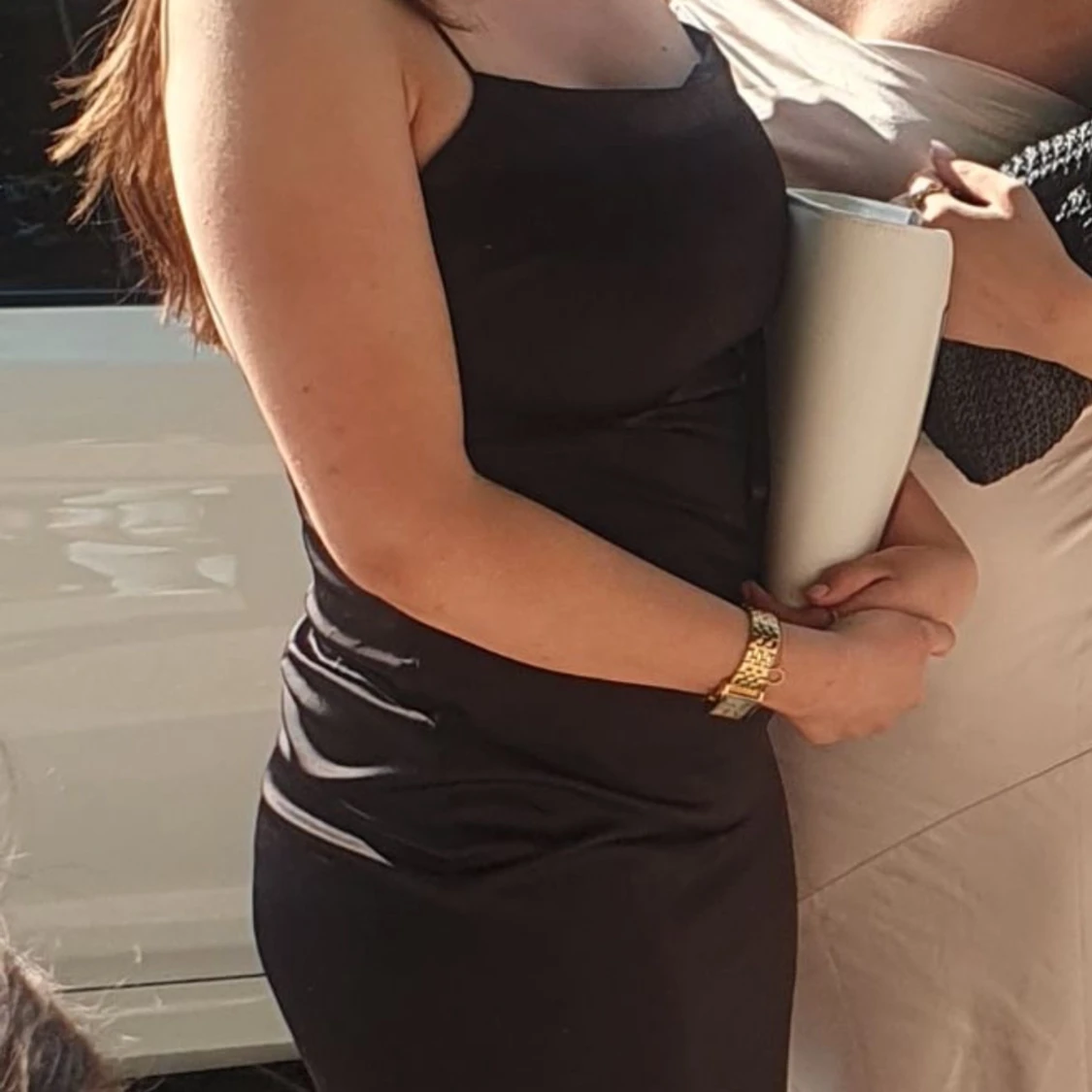 långklänning med smala axelband - 2