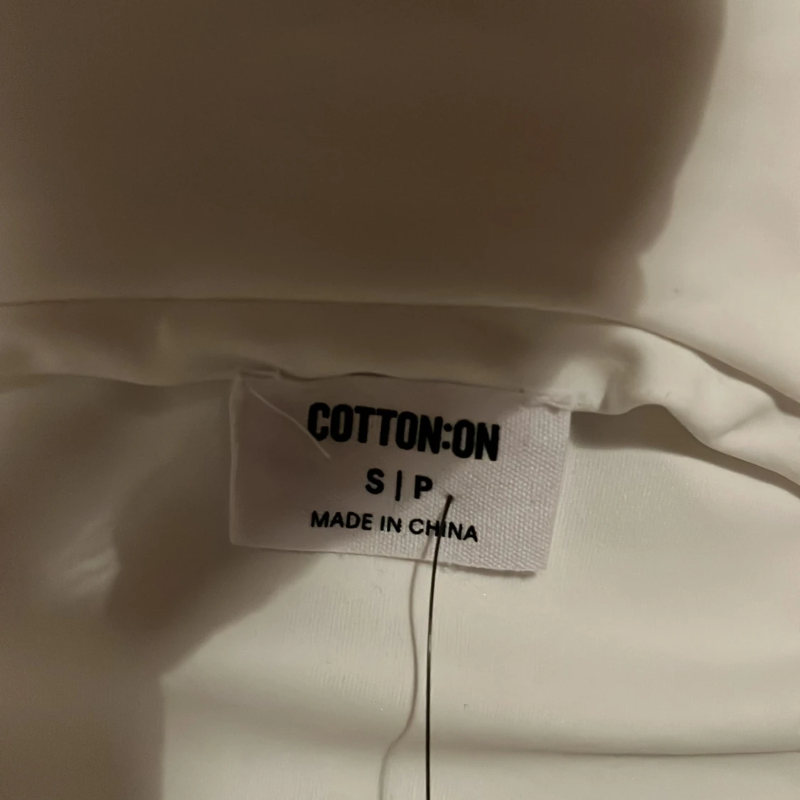 Vit långärmad topp från Cotton On - 2