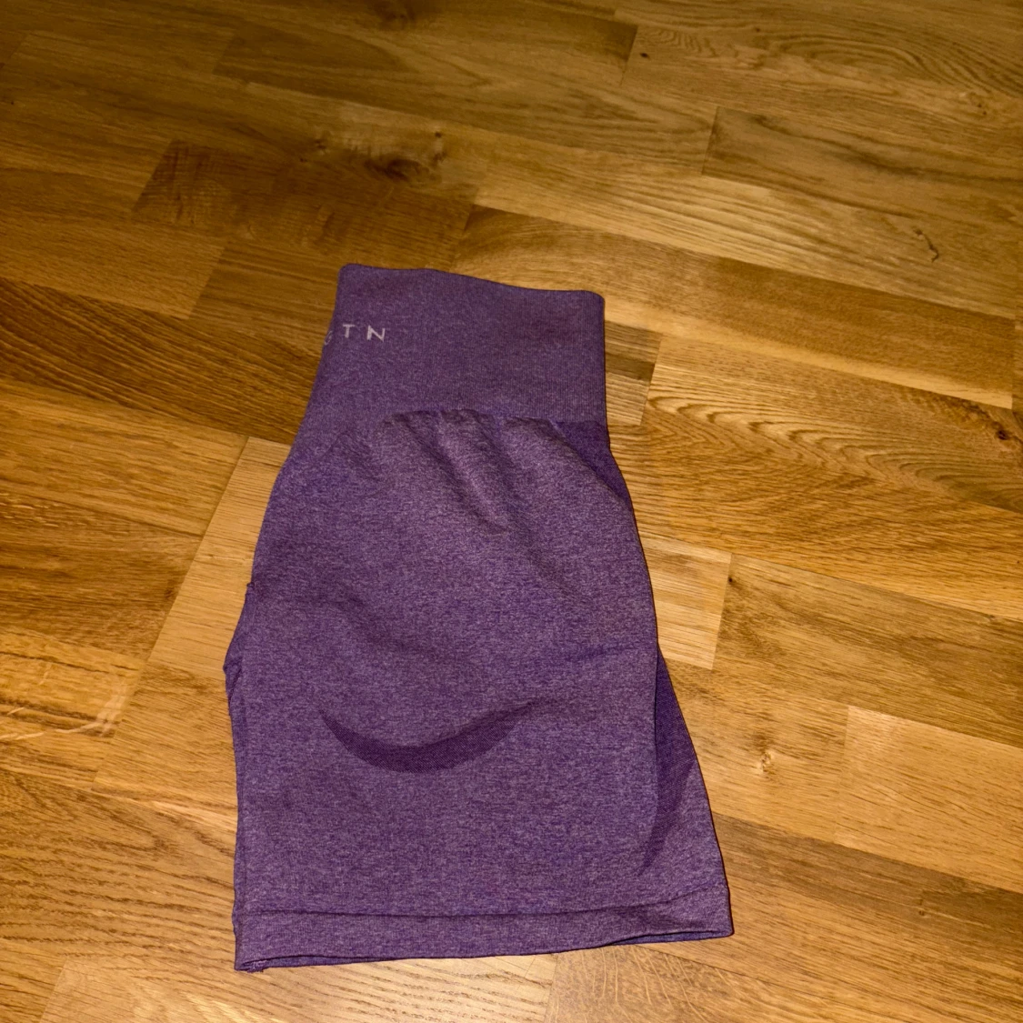 NVGTN Violet Contour Seamless Shorts - 4