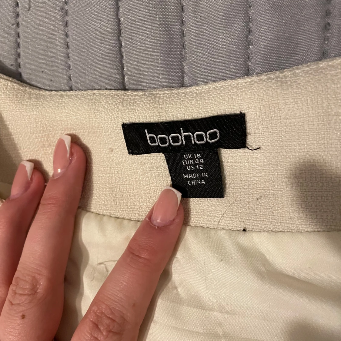 Beige väst från Boohoo - 1