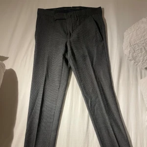 Santinello kostymbyxor  - Italienska kostymbyxor, orginalpris runt 2500kr