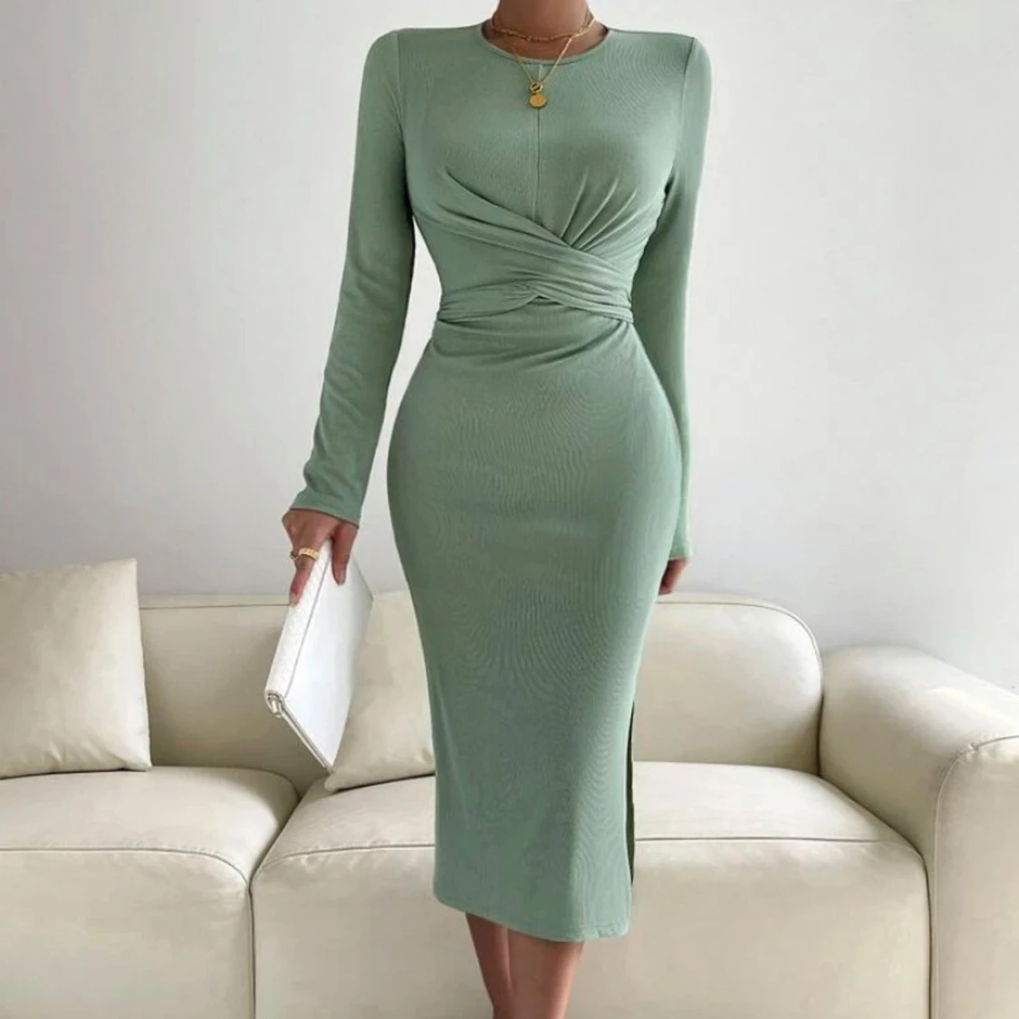 Grön långklänning med knyt