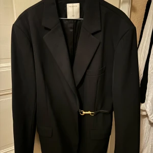 Sandro kavaj - Använd 2 gånger