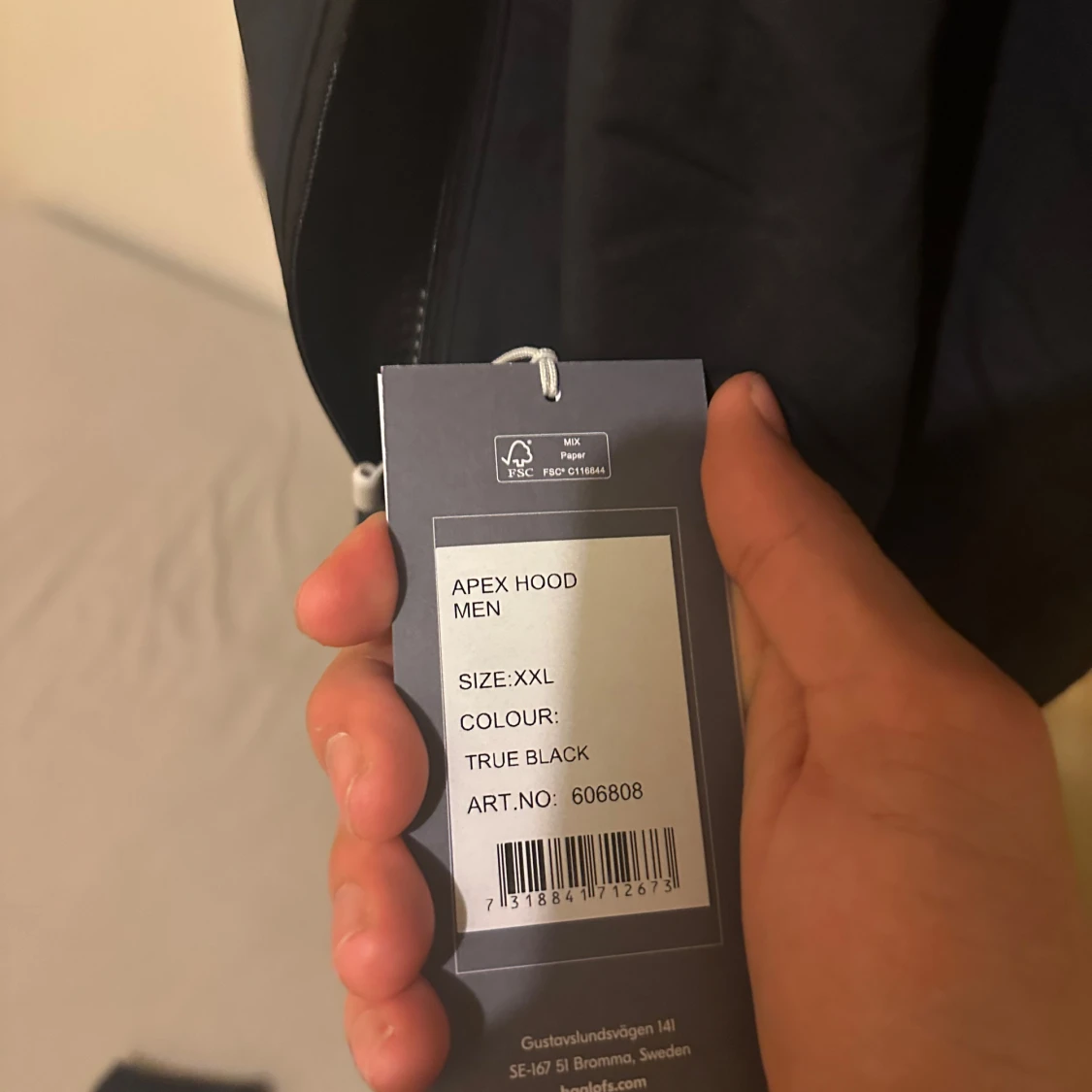 Svart jacka med huva från Haglöfs - 92