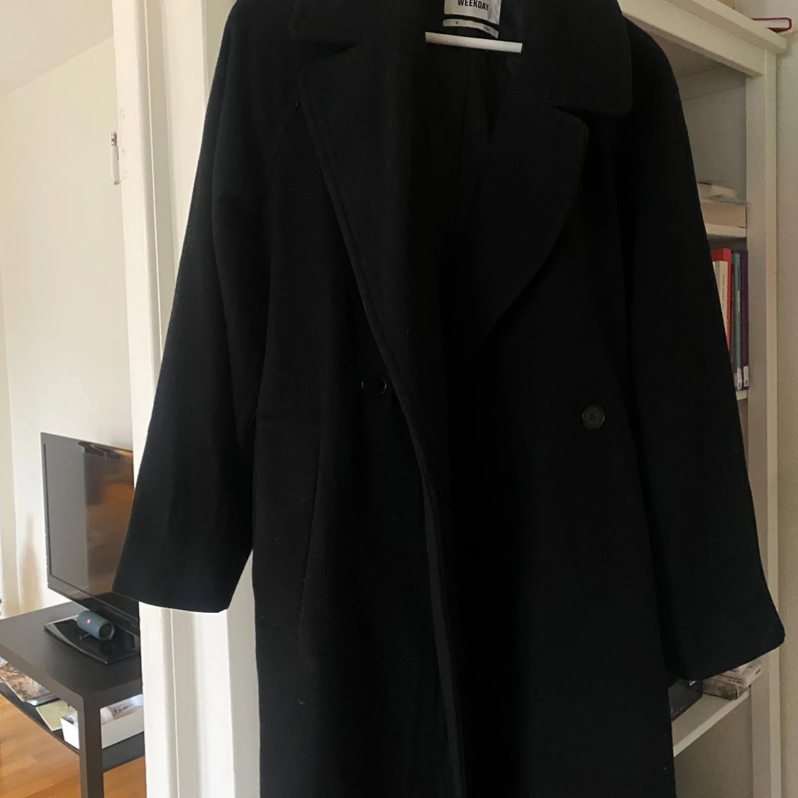 Svart kappa från Weekday - 91