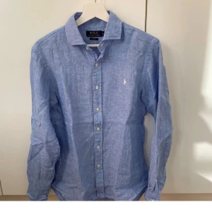 Linneskjorta  - Linneskjorta från Polo i storleken s