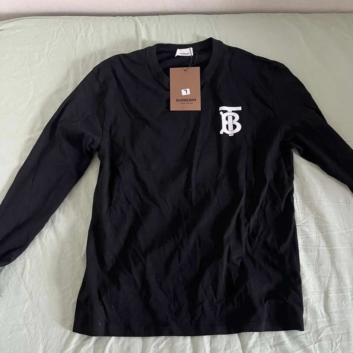 Svart tunn långärmad tröja från Burberry