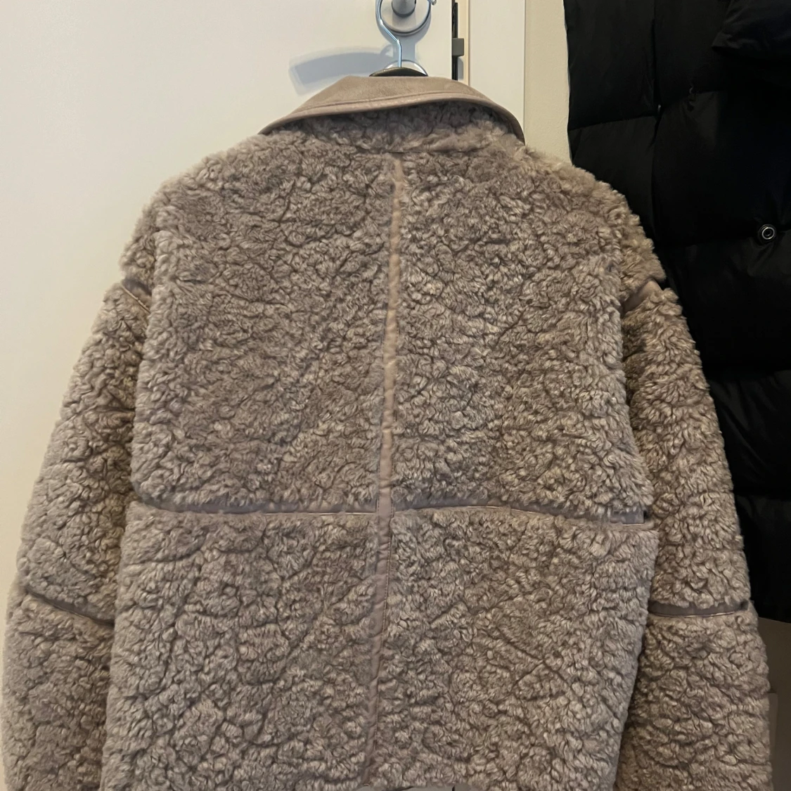 Beige teddyjacka - 90